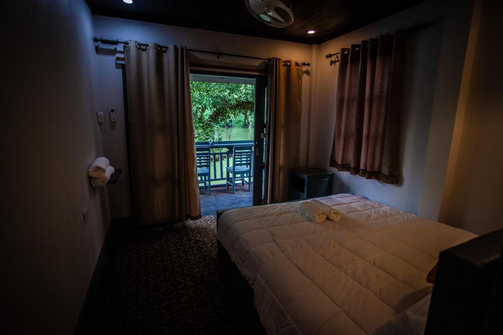 Dokchampa River View Villa Nong Khiaw Luaran gambar